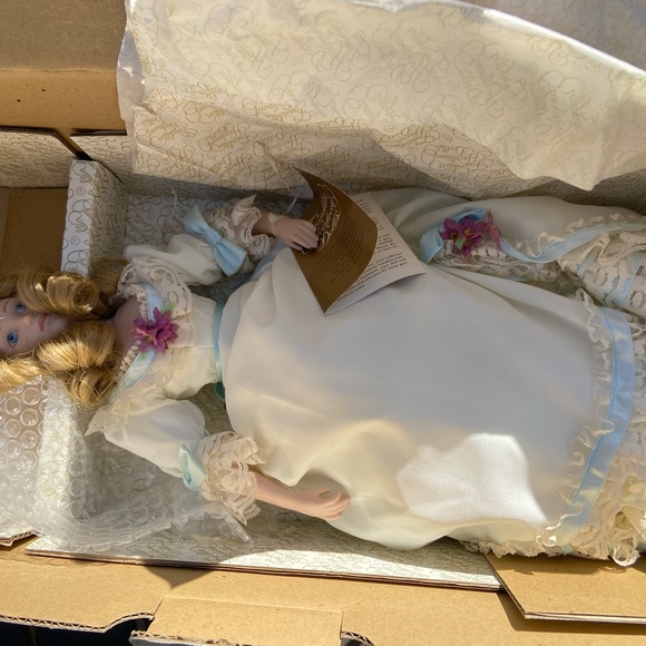 New new never used, has tag. Vintage, beautiful, it comes from original box . - Picture 6 of 8